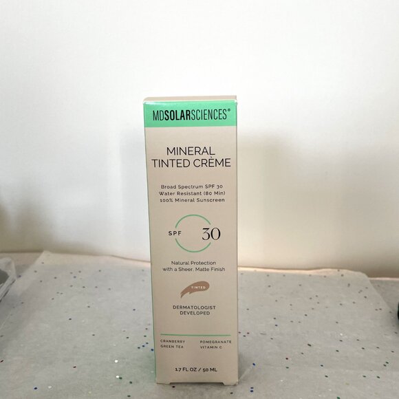 MDSolarSciences Mineral Tinted Crème SPF 30 Sunscreen for Face - Picture 2 of 9